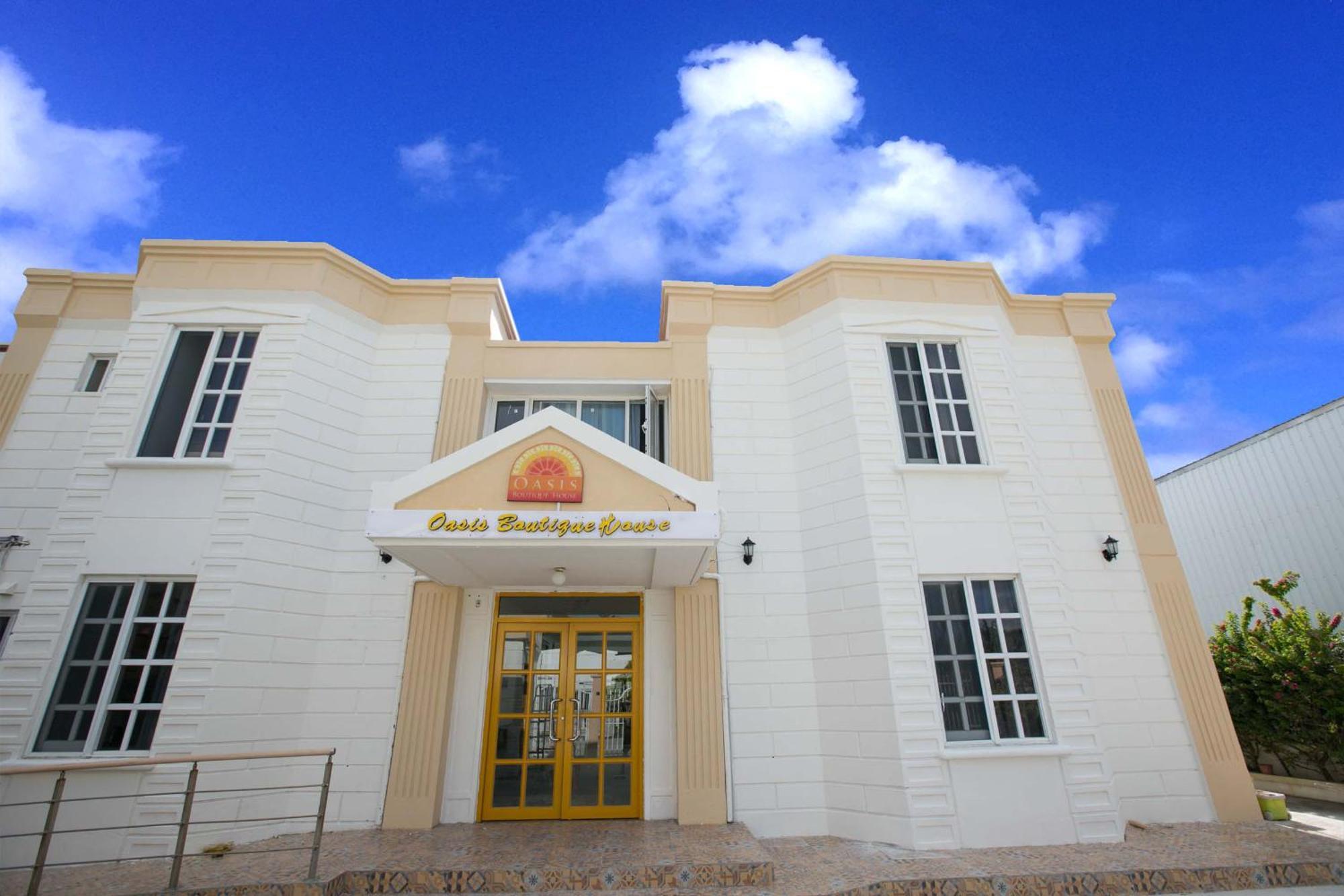 Oasis Boutique House Hotel Saipan Bagian luar foto